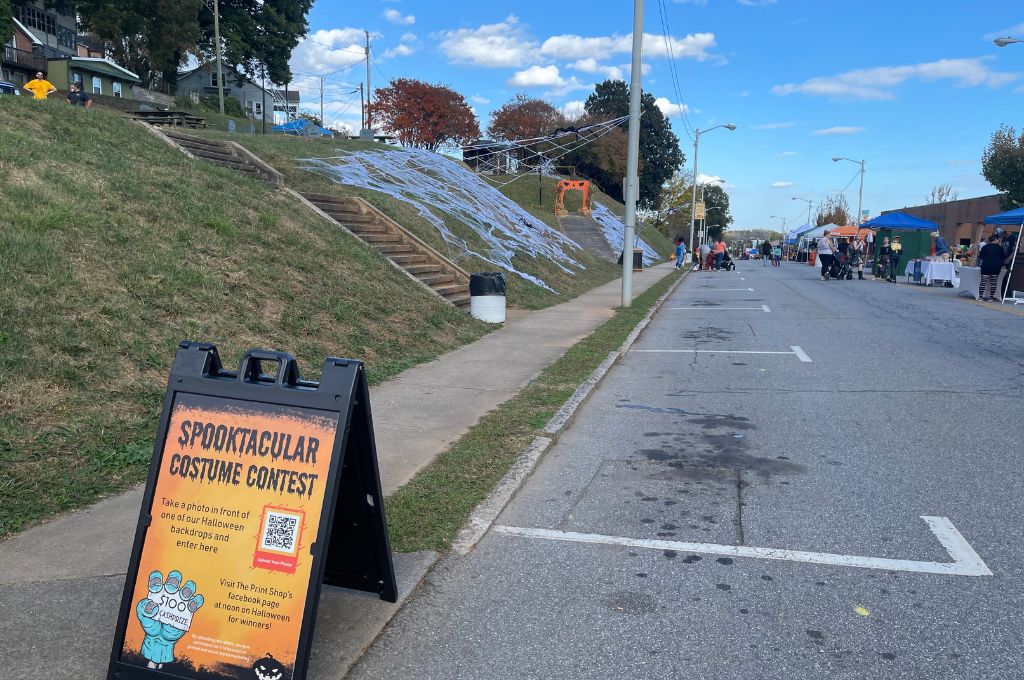 Downtown North Wilkesboro Merchant Association Annual Spooktacular